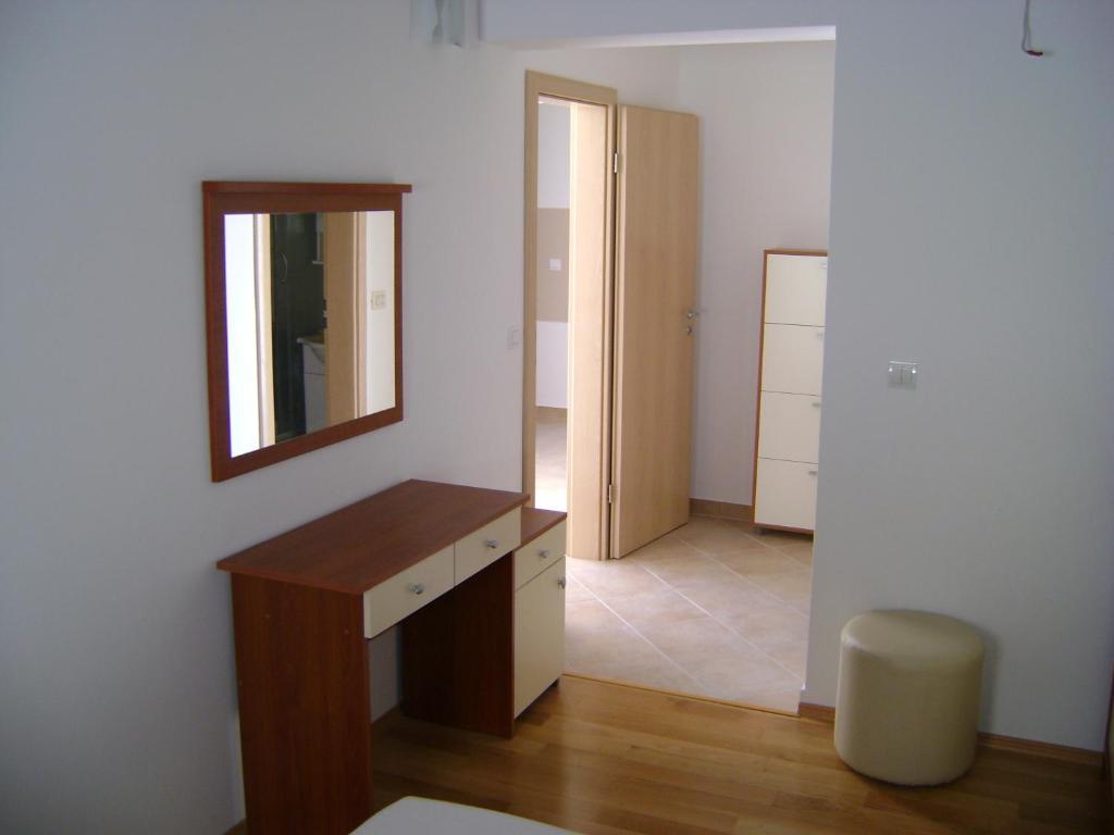 Apartments Maras Mimice Quarto foto