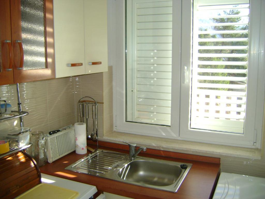 Apartments Maras Mimice Quarto foto